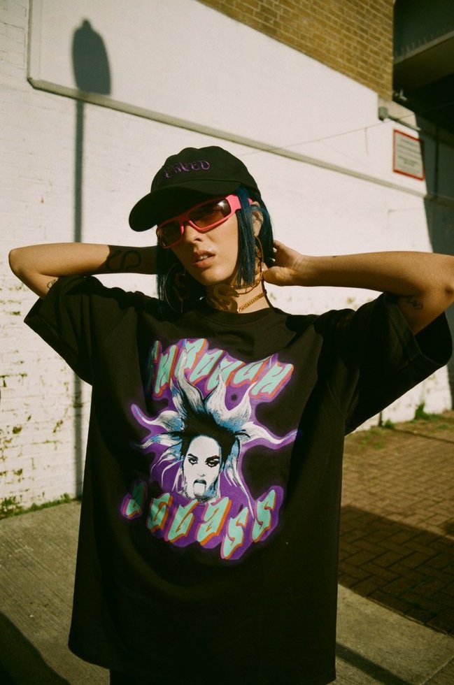 ミュージシャン THE IA SATELLITES 88copyright Tee ミュージシャン THE IA SATELLITES 88copyright Tee ミュージシャン