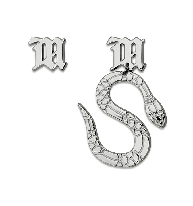 MISBHV X LILITH SILVER ASYMETRIC EARRING